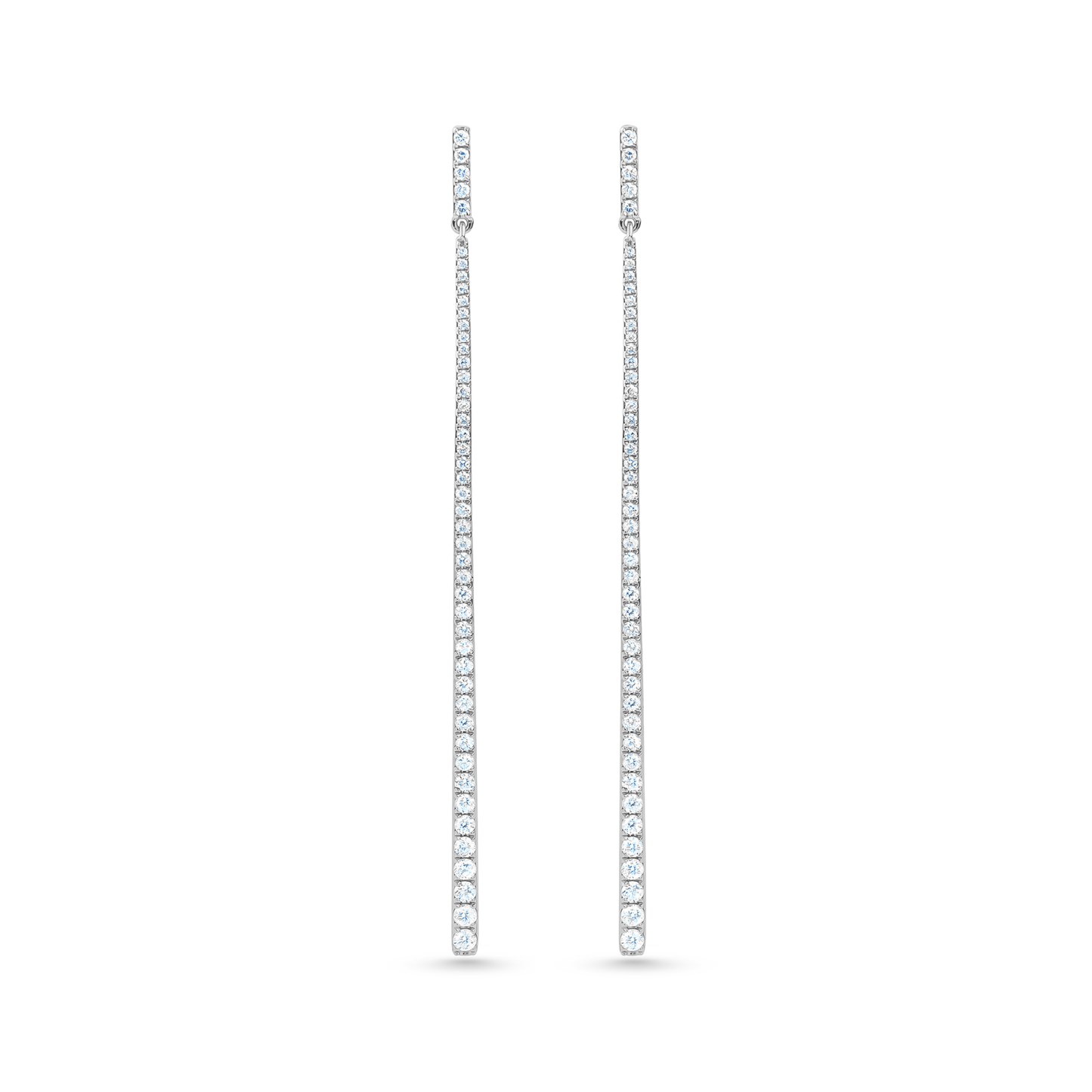 Oliver Heemeyer Line white diamond earrings made of 18k white gold.