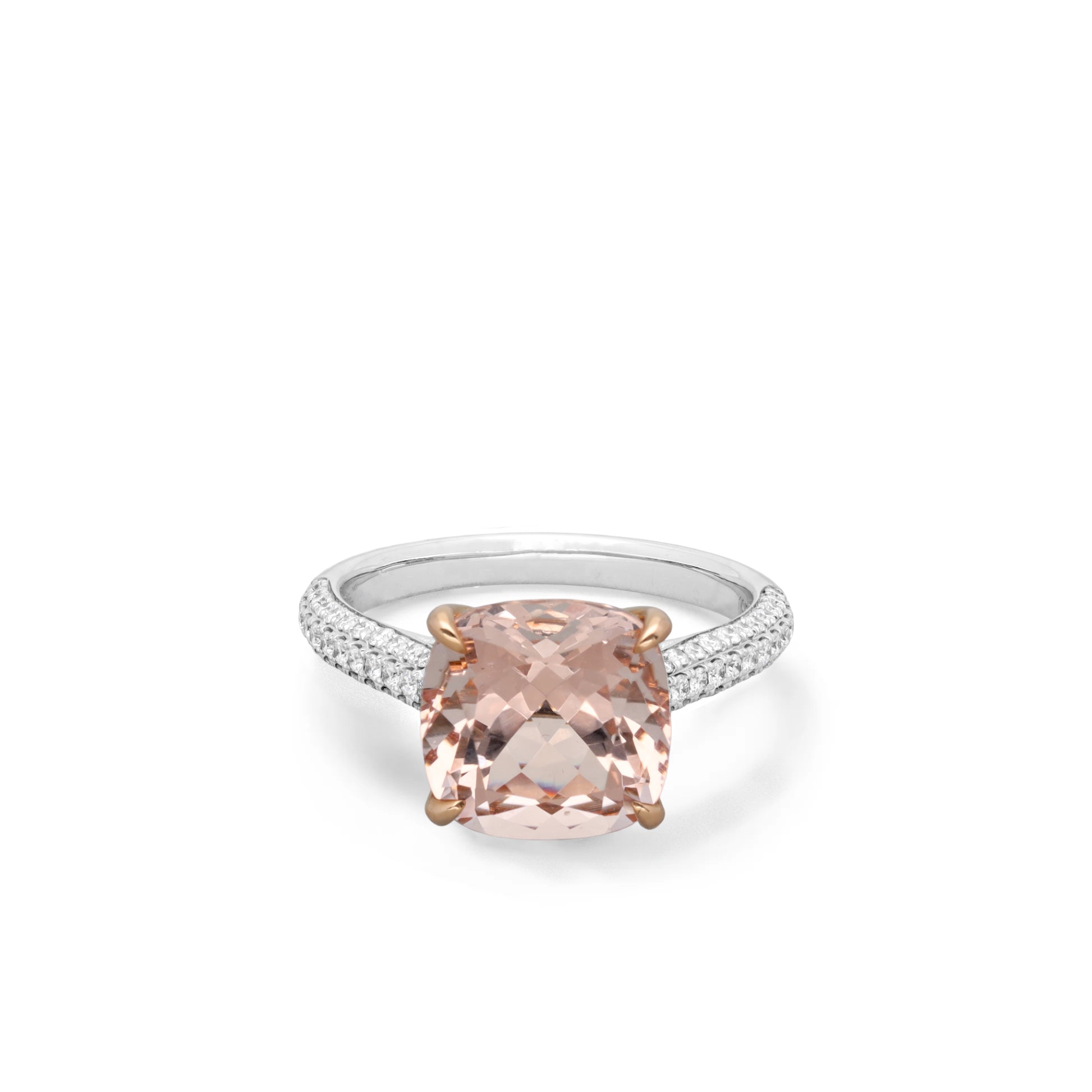 Morganit-Ring mit Pavé-Diamanten