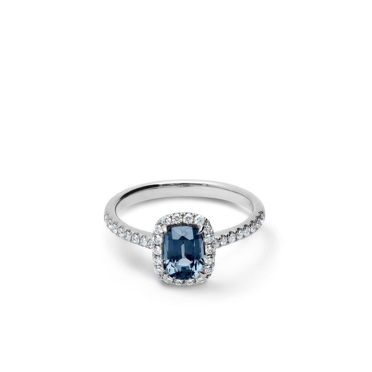 Spinell-Diamantring 1.18 ct.