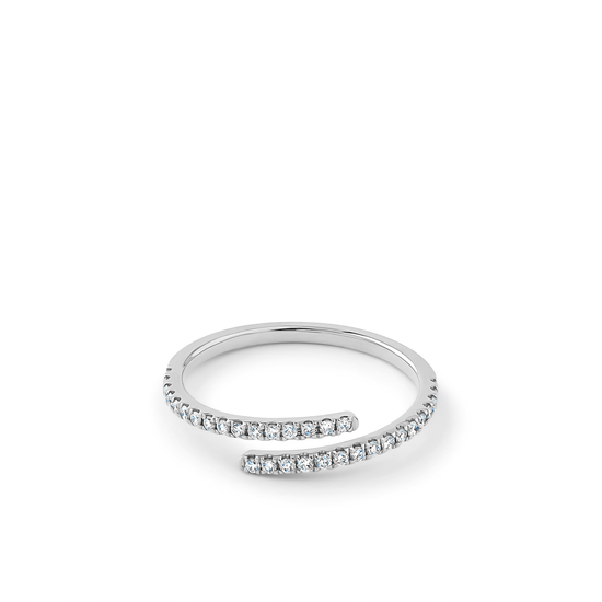 Oliver Heemeyer Carla diamond ring made of 18k white gold.