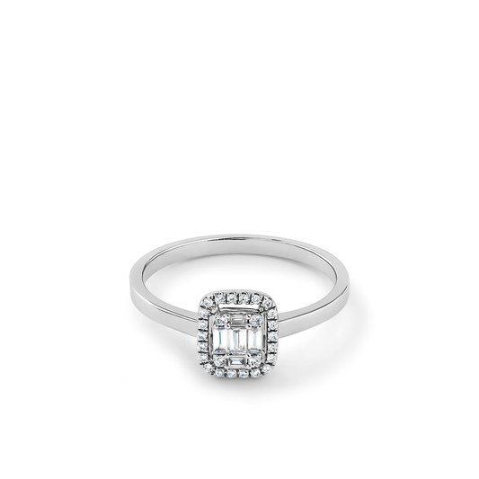 Oliver Heemeyer Carrie diamond ring made of 18k white gold.