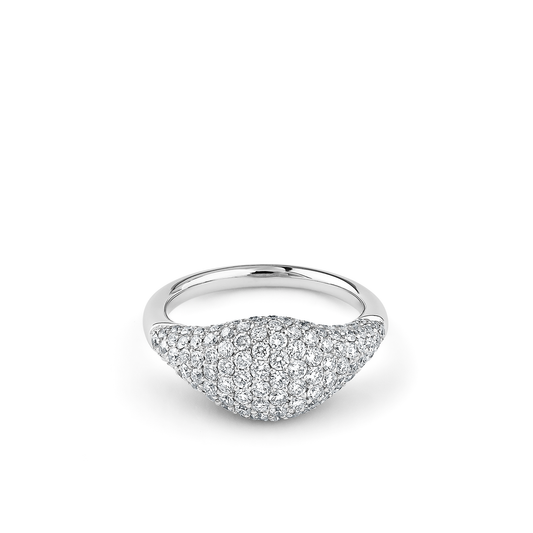 Oliver Heemeyer Cavalier white diamond ring S in 18k white gold set with white diamonds.