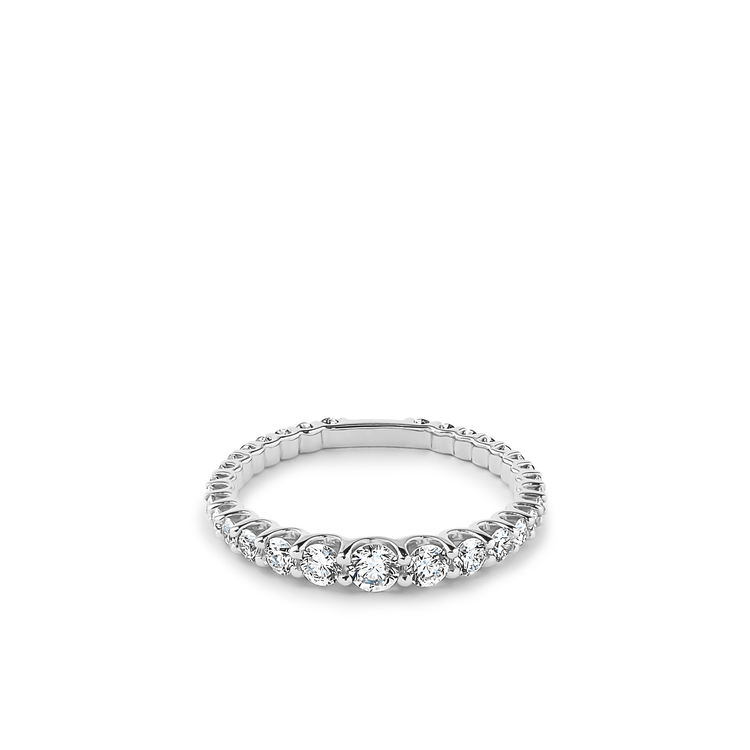 Oliver Heemeyer Dragon diamond ring in 18k white gold.