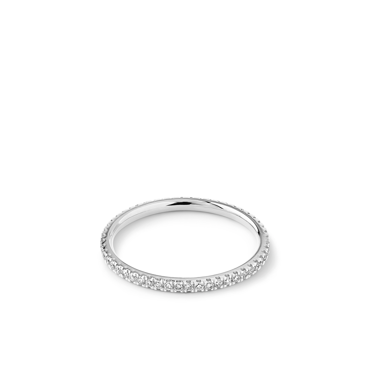 Oliver Heemeyer Eternity Diamond Ring made of 18k white gold.