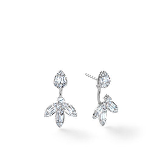 Oliver Heemeyer Fleur diamond earrings made of 18k white gold.