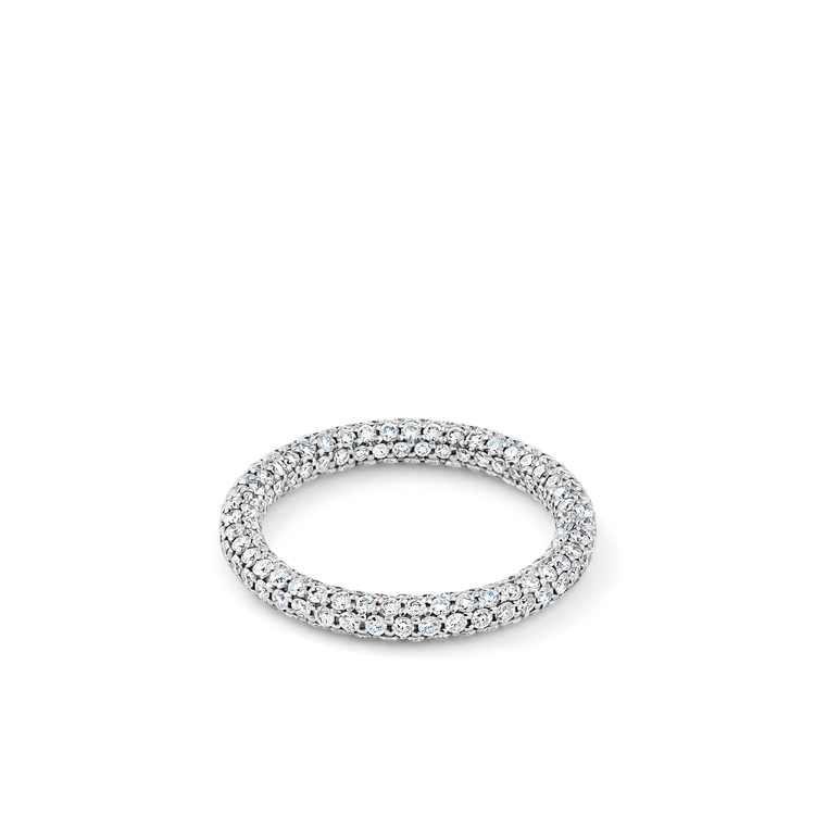 Oliver Heemeyer Gravity diamond ring made of 18k white gold.