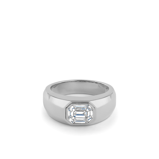 Oliver Heemeyer Mael men´s diamond ring made of 18k white gold.