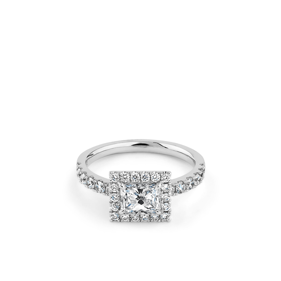 Oliver Heemeyer Mara Diamond Ring made of 18k white gold.
