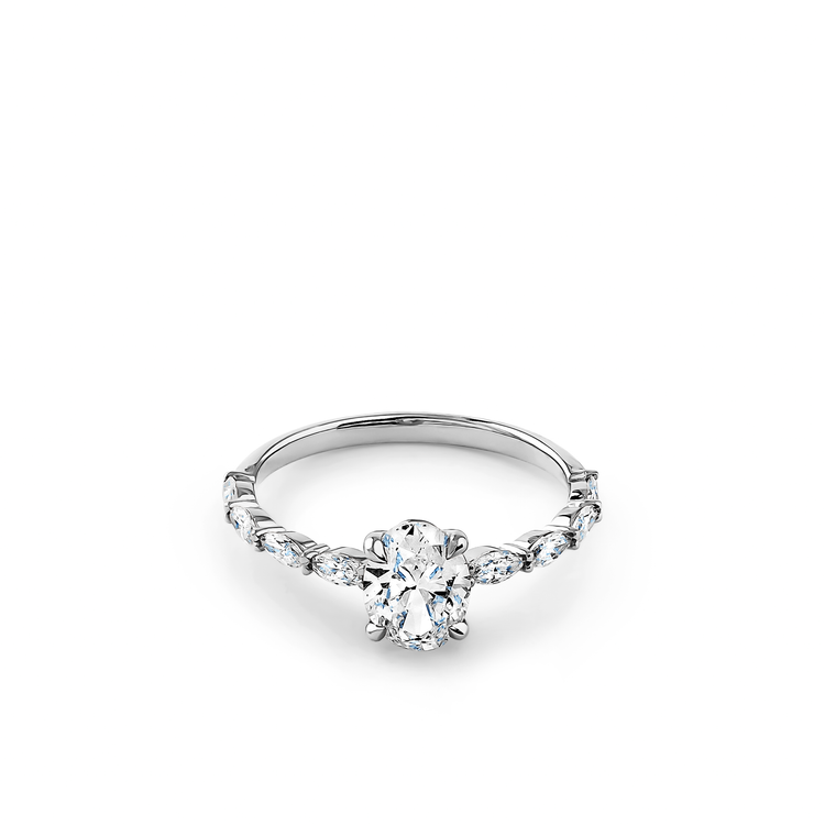 Oliver Heemeyer Marley diamond ring made of 18k white gold.