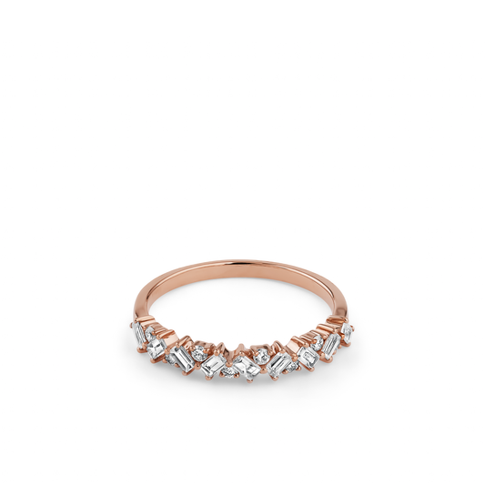 Oliver Heemeyer Peggy Diamond Ring made of 18k rose gold.