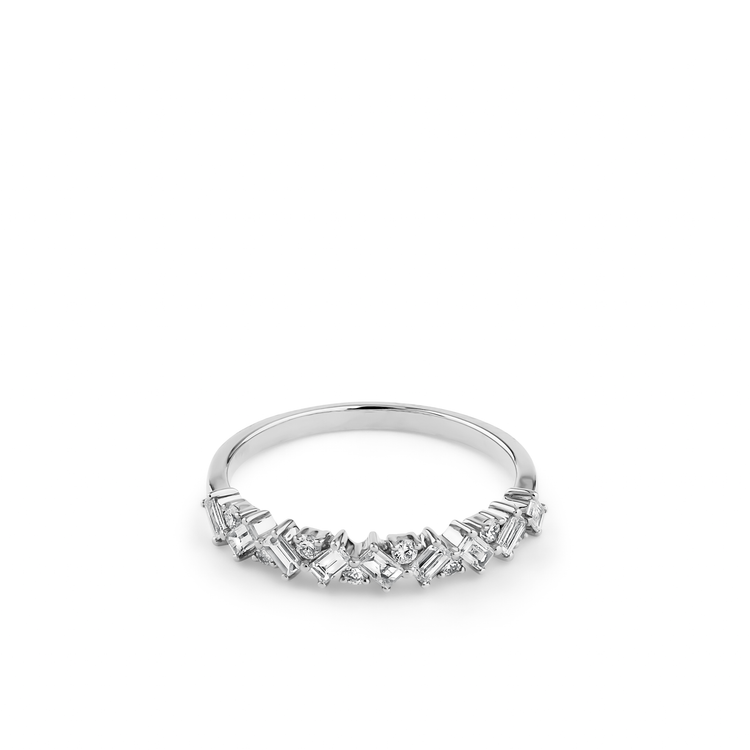 Oliver Heemeyer Peggy Diamond Ring made of 18k white gold.