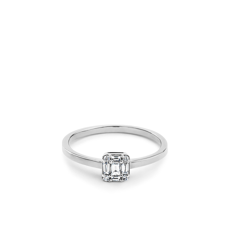 Oliver Heemeyer Square Diamond Ring made of 18k white gold.