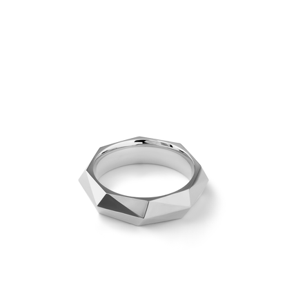 Oliver Heemeyer Rock gold ring made of 18k white gold.