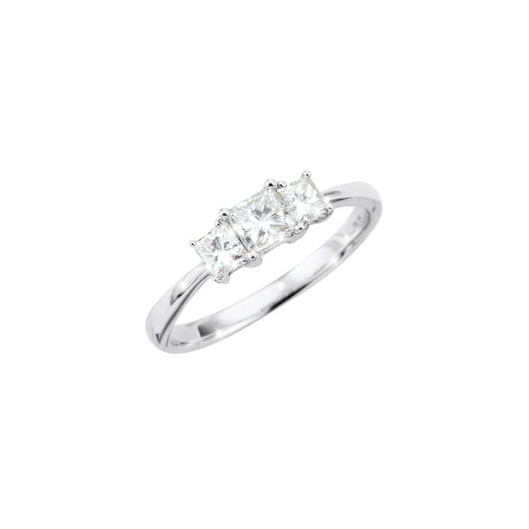 Oliver Heemeyer Triple diamond ring in 18k white gold.